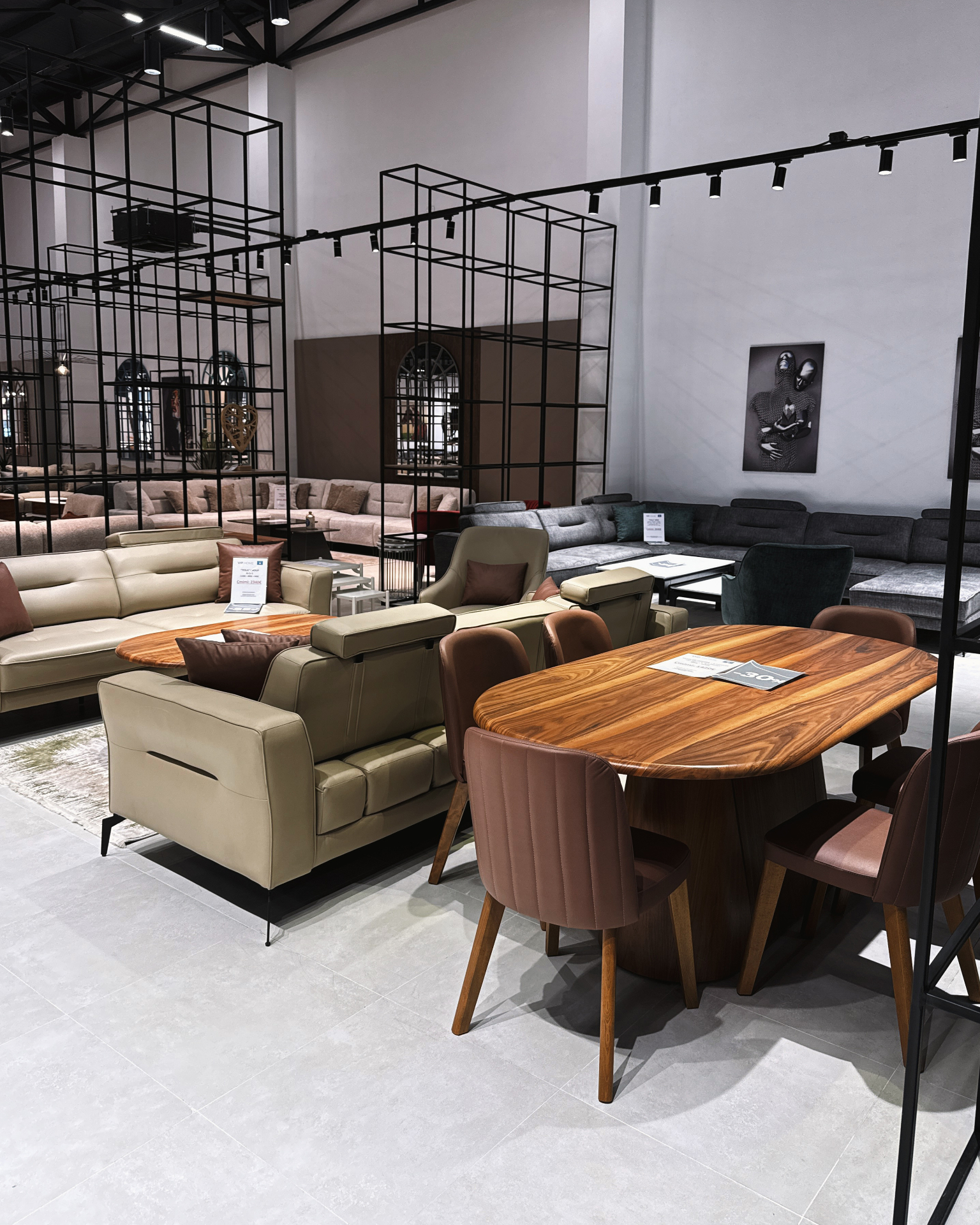Showroomi i ri VIP HOME në Ferizaj